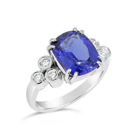 Tanzanite and Diamond 'Trefle' Ring O.4073